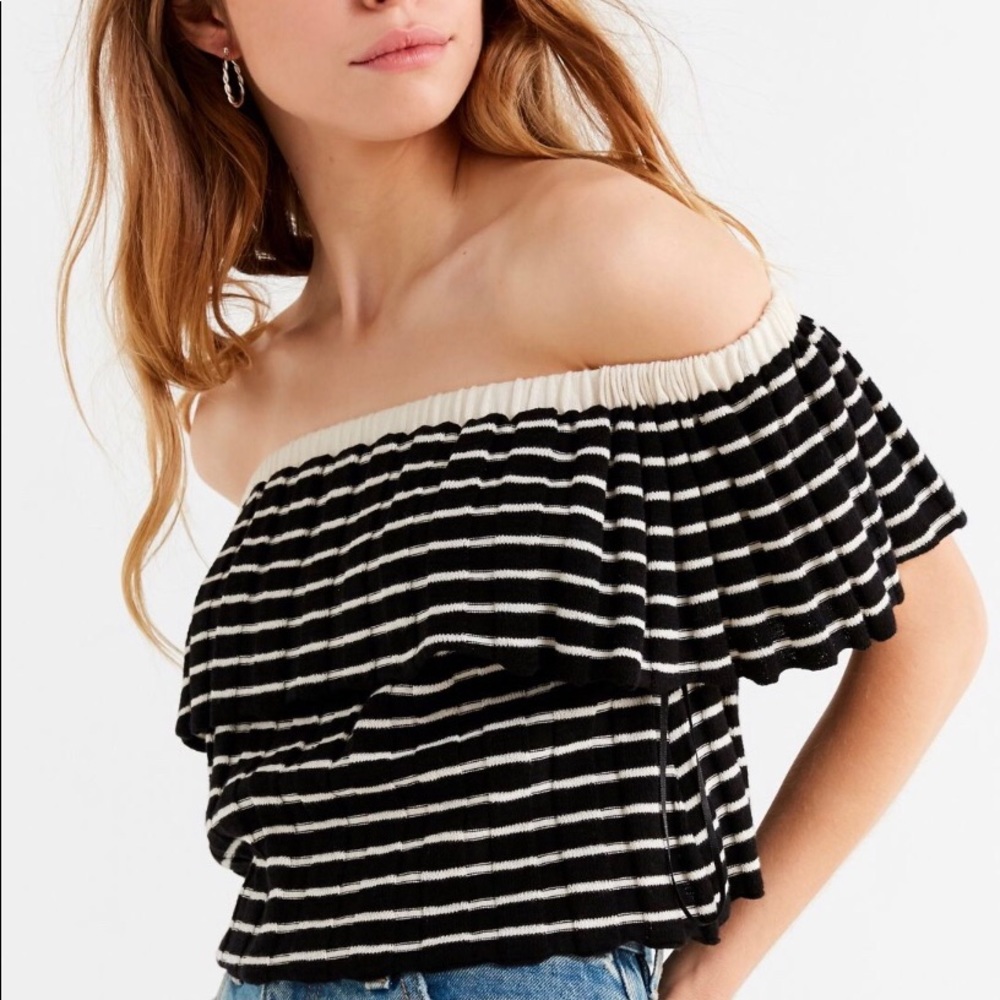 Remy Off the Shoulder Ruffle Top